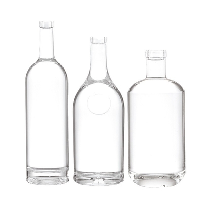 200ml/300ml/700ml/750ml容量を持つ 500mlラグジュアリーガラス酒瓶をカスタマイズ