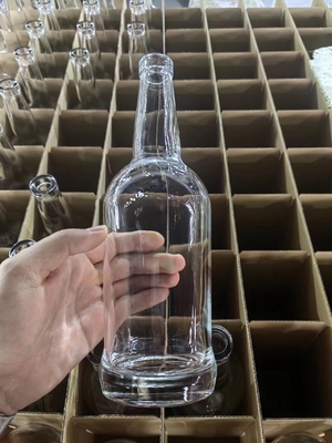 OEM歓迎 700ml オーダーメイドワイン包装のための空のガラスボトル