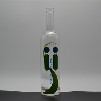 スーパーフリントガラス素材 700ml クリア ロング ネック ウォッカ コーク付き ガラスボトル