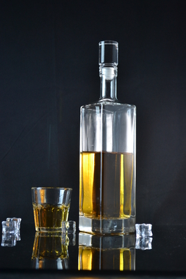 500ml 750ml 1000ml クリア ジン ラム ウィスキー グラス リコール ボトル コルク 密封式