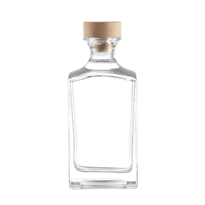 500ml 700ml 750ml スクエアウォッカボトル 鉱水用スーパーフリントガラス素材