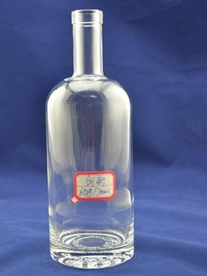 カスタマイズされたロゴ 許容 透明 白 750ml スピリット ボトル ラム ウォッカ イスキー