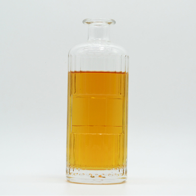 カスタムデザイン 独特の形状とグアラシールタイプを持つ 750ml ガラス酒瓶