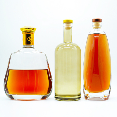 工業飲料 グラスボトル 700ml デカル表面とマットブラック仕上げ