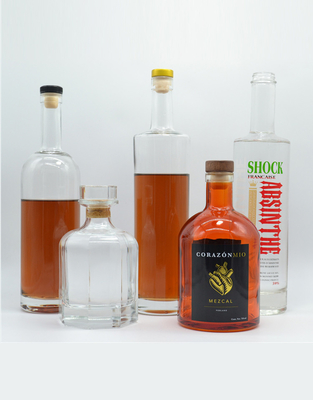 200ml 375ml 500ml 700ml ジン・ウィスキー・ブランデー・ラムのための超シリントガラスコルク/スクリューボトル