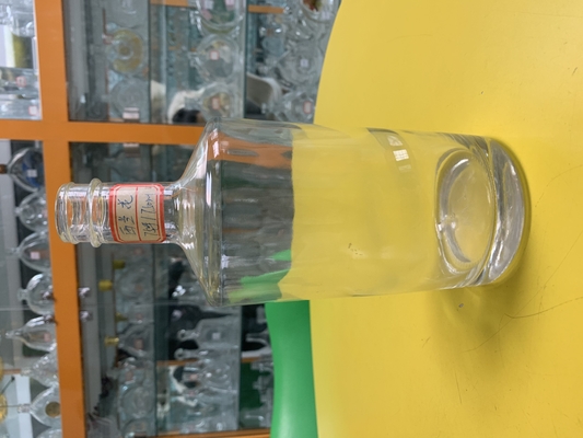 テキラ・ウイスキー・ブランデー 750ml 500ml 1000ml 用のカスタマイズされた透明ガラスワインボトル
