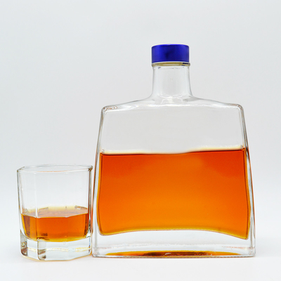 750ml 酒類用のカスタムガラスボトル 透明型不規則形テキラボトル