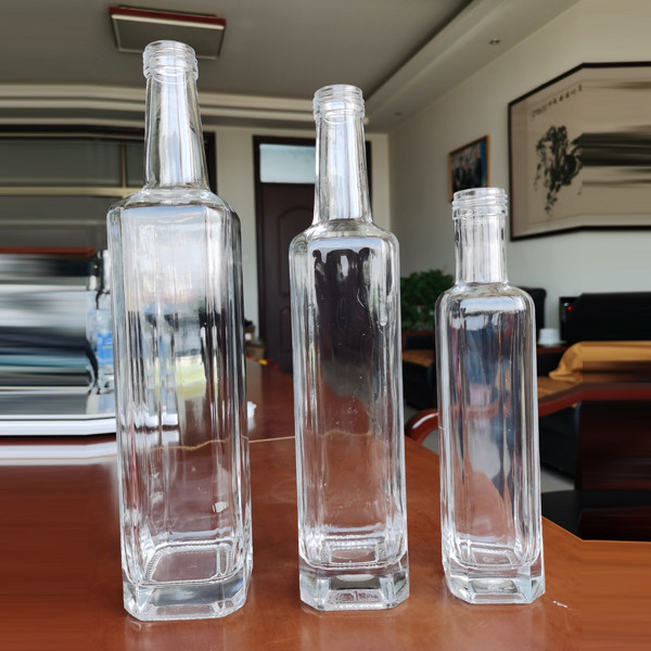 透明な空 750ml ウォッカ・リコール ガラスボトル 密封型コルク/スクリュー/グアラ