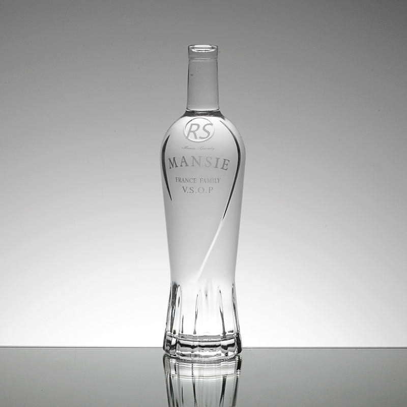テキラ・ウイスキー・ブランデー 750ml 500ml 1000ml 用のカスタマイズされた透明ガラスワインボトル